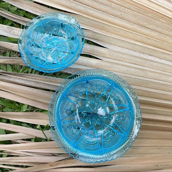 Blue Glass Serving Bowls Set Of 2 Snowflakes Stars Ruffled Rim Vintage - Picture 4 of 14